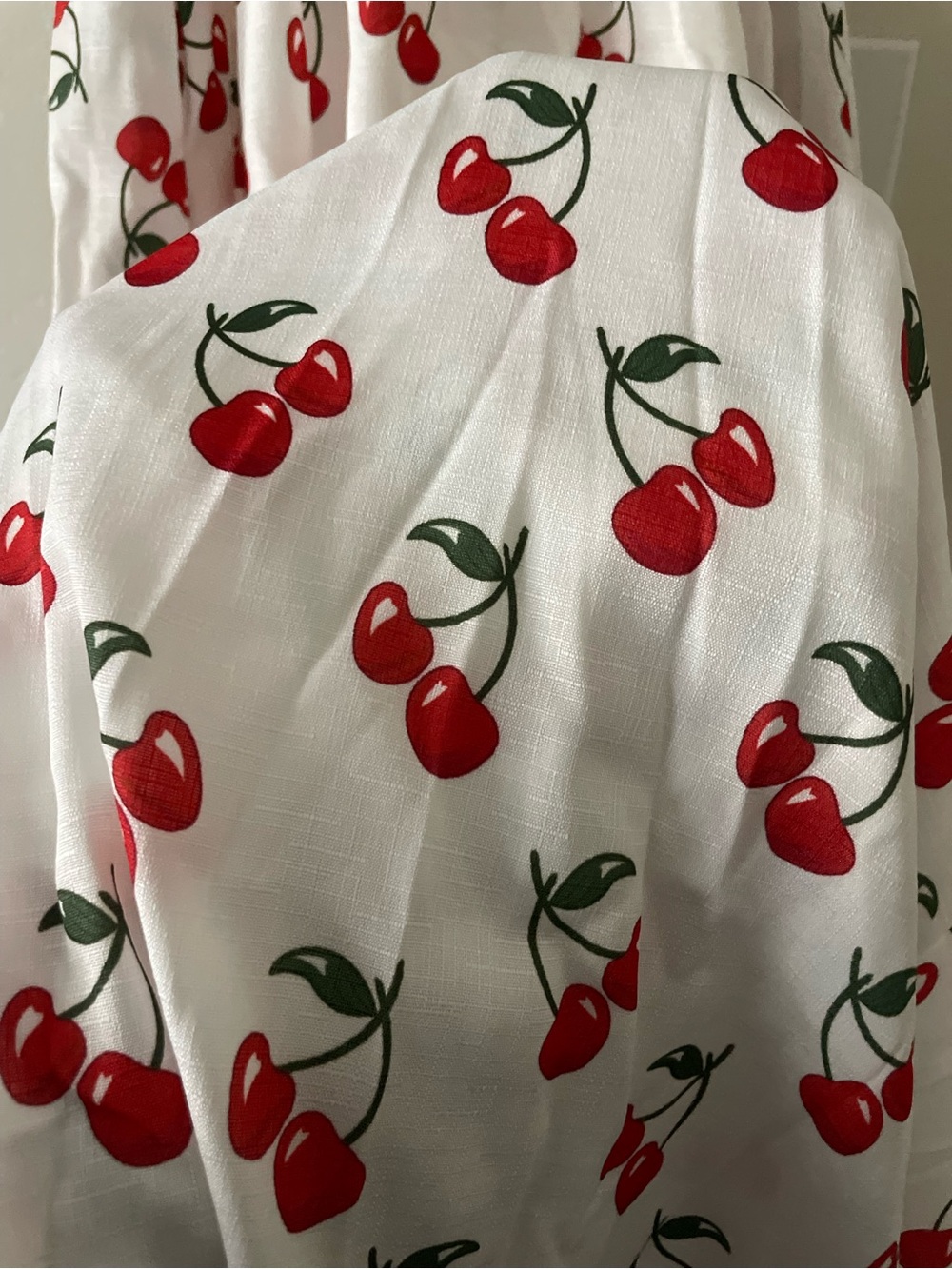 White Cherry Print Maxi Dress with Spaghetti Straps and Fitted Bodice - Picture 5 of 8